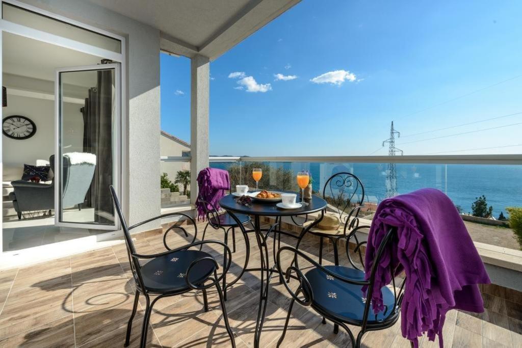 Apartments Villa Capitano ムリニ エクステリア 写真
