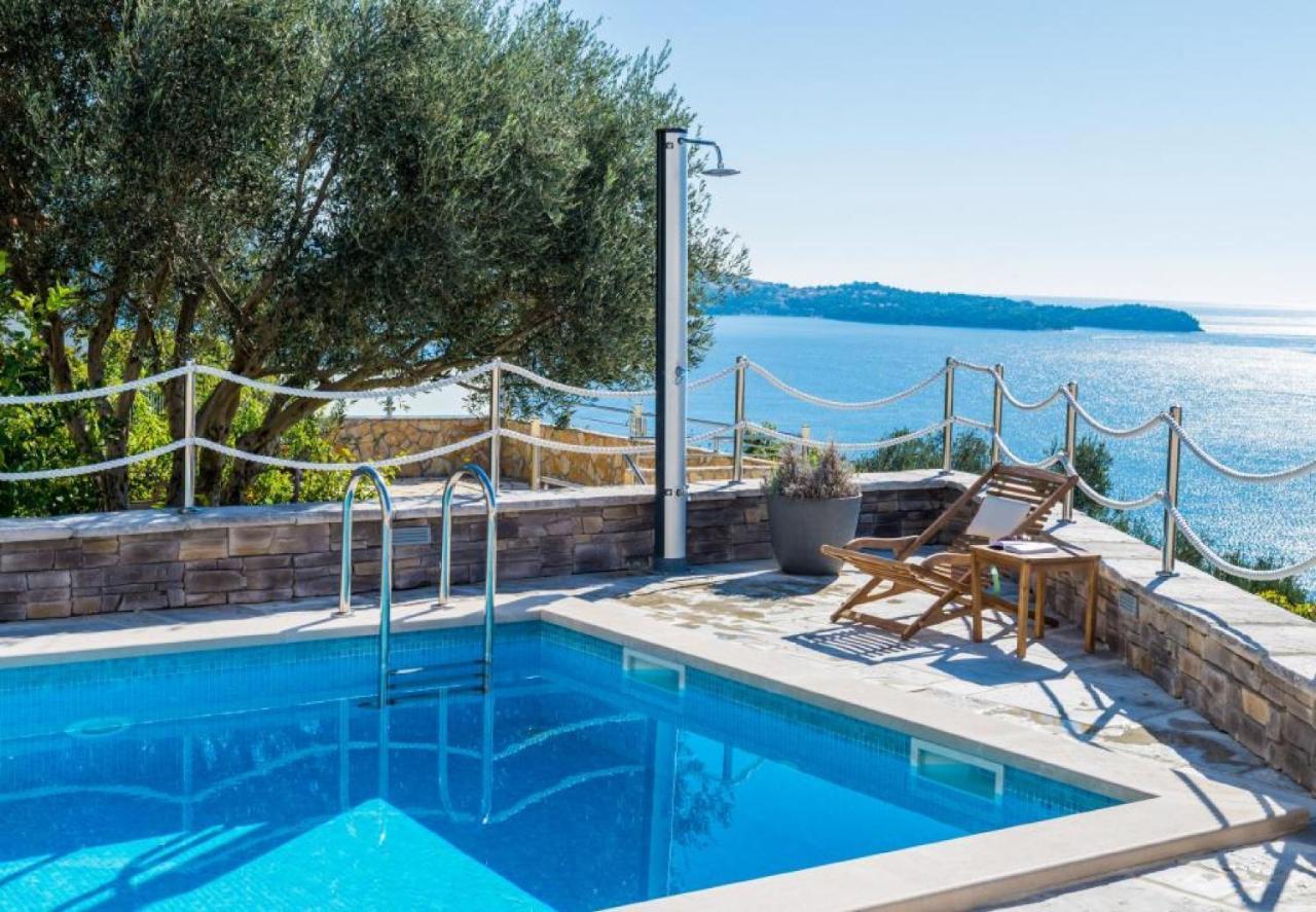 Apartments Villa Capitano ムリニ エクステリア 写真