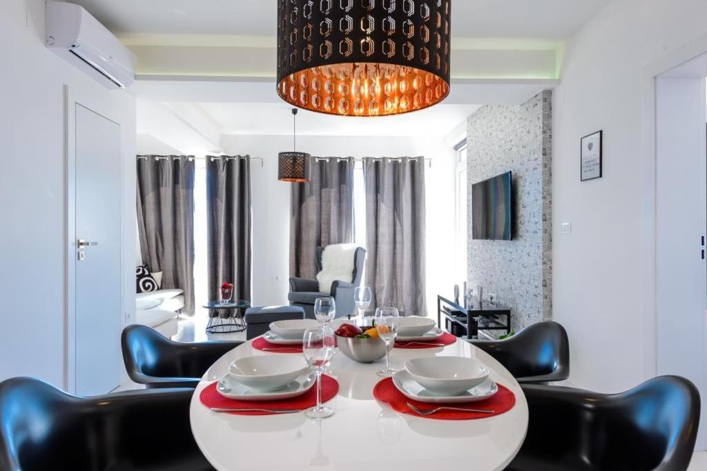 Apartments Villa Capitano ムリニ エクステリア 写真
