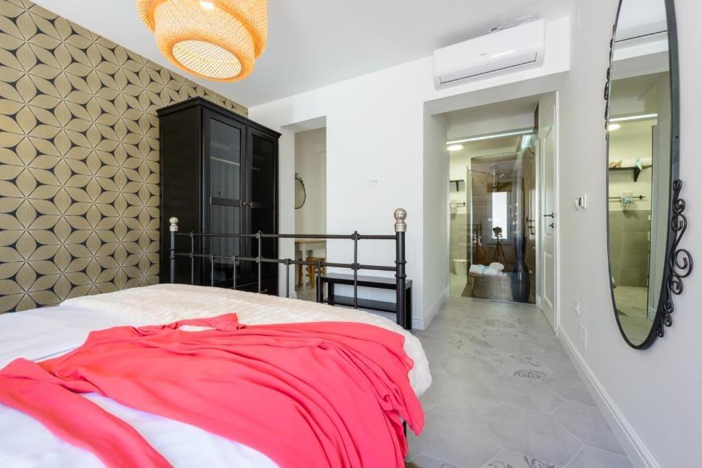 Apartments Villa Capitano ムリニ エクステリア 写真