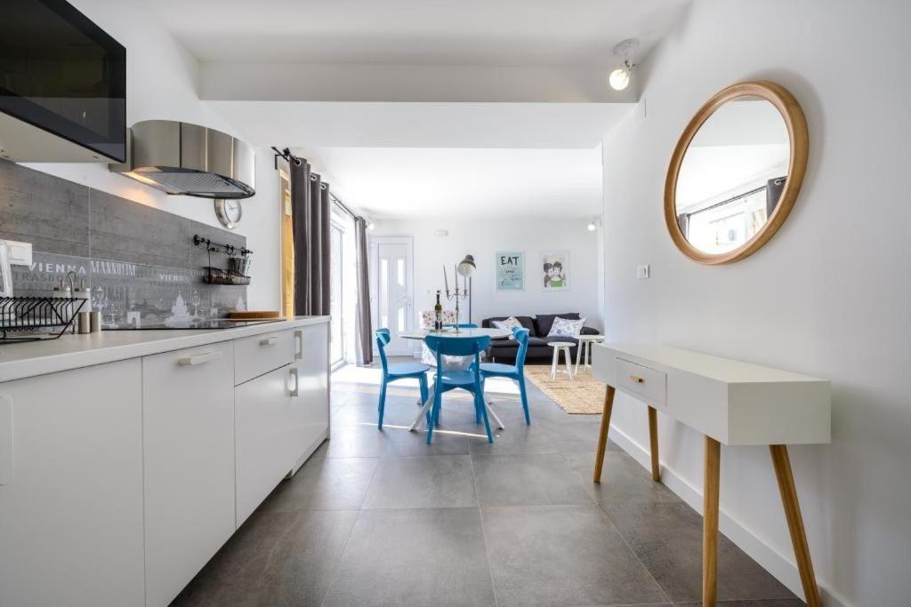 Apartments Villa Capitano ムリニ 部屋 写真